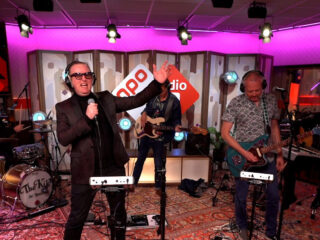 Kijk terug: Muziekcafé vanuit de studio met The Kik