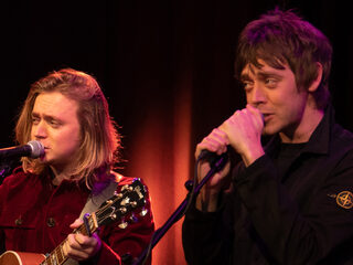 Muziekcafé met Orange Skyline, Shary-An en Yevgueni