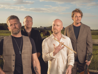 Muziekcafé met Dotan en Racoon