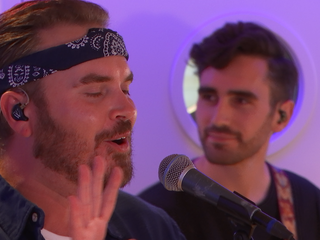 Muziekcafé vanuit de studio met Wulf