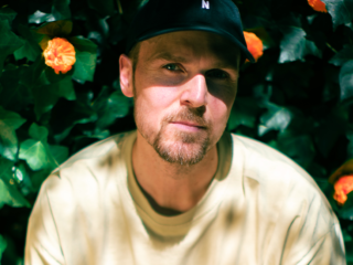 Muziekcafé vanuit de studio met Goldkimono