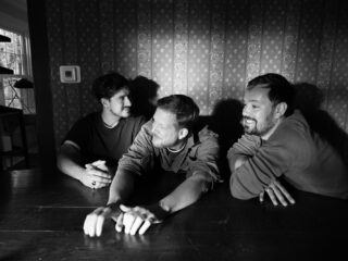 Mumford & Sons brengt na 7 jaar nieuw album uit