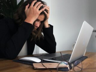 Mentale gezondheid van meisjes is de afgelopen vier jaar flink verslechterd