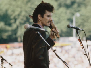 Mink DeVille neemt Montreux in 1982 mee op een Spanish Stroll