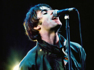 Oasis trakteert Knebworth op prachtige toegift met Champagne Supernova