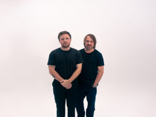 JONI grijpt NPO Radio 2 TopSong met zonnige I Like You (Me Gustas Tu)