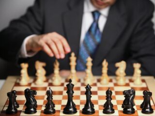 Nick Schilder vertelt over rel tussen twee grootmeesters in de schaakwereld