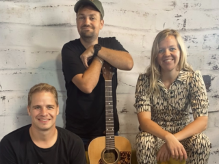 Tim Knol in Tekstuele Voorlichting: ‘Voor dit album heb ik alles op tafel gegooid’