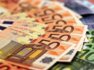 Worden onze geldstromen straks gemonitord door de overheid?