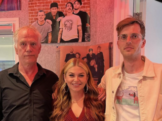 De Staat van Stasse & Roxeanne Hazes presenteren een hoorspel