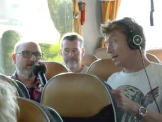 Jan-Willem in gesprek met collectant Stefan: ‘Iedereen krijgt met kanker te maken’