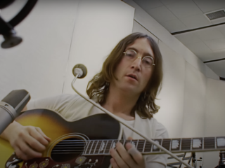 Bekijk hier The Beatles' korte film Now And Then - The Last Beatles Song