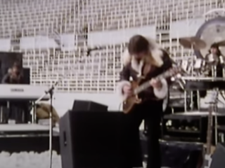 Emerson, Lake & Palmers iconische Peter Gunn Theme liveoptreden