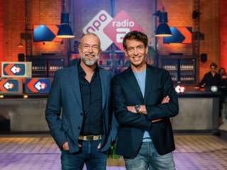 Speel hier De Nationale Popquiz 2025 van NPO Radio 2