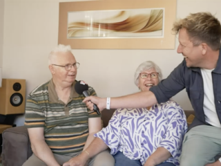 Gerda wenst VIP-ervaring bij Bob Dylan concert om haar man een hart onder de riem te steken