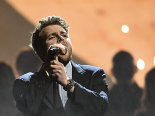 TikTokker Alex Warren pakt Top 2000-record met Ordinary