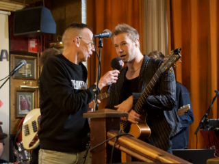 “Het is mijn liefdesbrief aan de beste concertfilm allertijden” - Blanko gaat op ‘Stop Making Sense’ tour