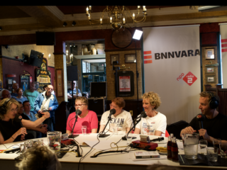 De Jostiband als ultieme Ambassadeur van de Vrijheid