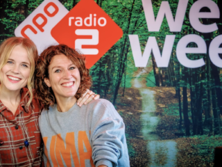 Ilse DeLange bij de Wensweek voor KWF: 'Muziek is een verwerkingstool'