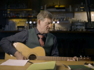 Niemand In De Stad van De Dijk krijgt met de jaren meer betekenis