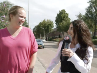 Lenneke verrast ouders met wellnessweekend: ‘Soms is het niet in woorden uit te duiden’