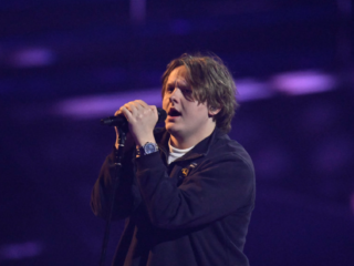 Lewis Capaldi schreef Before You Go over een overleden familielid