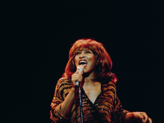 David Bowie gunt Tina Turner een nieuwe start met Tonight