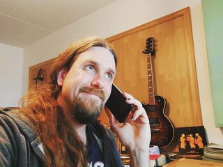 Alleskunner Tom de Wit over zijn nieuwe album Fountains in De Keiharde Pödcast