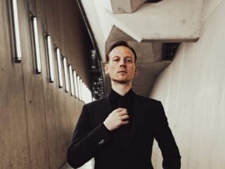 Ruben Schmidt van black metal band Wesenwille in De Keiharde Pödcast