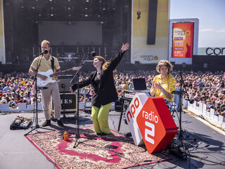 WIES speelt Barman op grote hoogte tijdens Concert at SEA