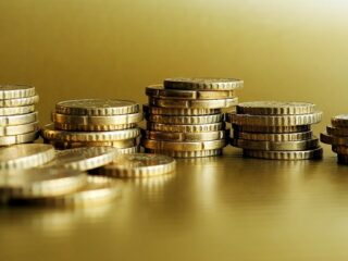 Sjoerd (10) doneert geld van de tandenfee aan Giro555