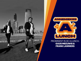 Frank Lammers en Guus Meeuwis eren The Boss in Glory Days