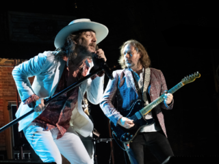 The Black Crowes ‘laten bullshit in het verleden’ met nieuw album Happiness Bastards