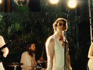 DNCE en Kygo vieren de zomer met discohit Dancing Feet