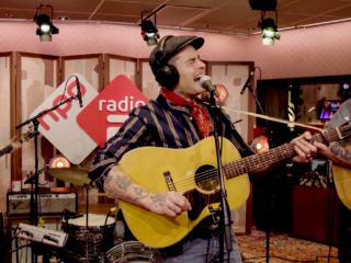 Douwe Bob start nieuwe periode met vertrouwde Nothing To Lose