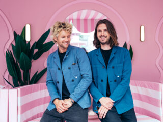 Kijk terug: FRIDAY speelt Summer Rain live bij Jan Willem Start Op!