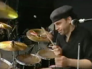 Michel "Magic Stick" Schoots en zijn vele muzikale talenten