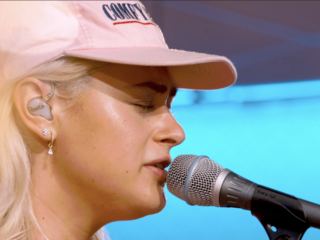 Bente verovert harten met Cher-cover Kan Je Me Zien