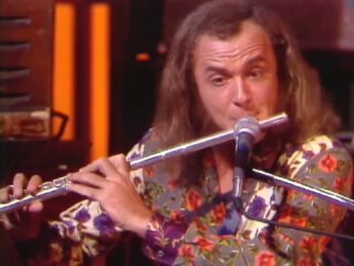 Focus speelt Hocus Pocus in sneltreinvaart bij The Midnight Special in 1973