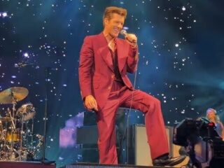 The Killers eren The Beatles met een cover van I Want To Hold Your Hand