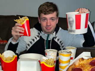 Dimitri at 2 weken lang alleen fastfood: 'Alsof je aan speed zit'