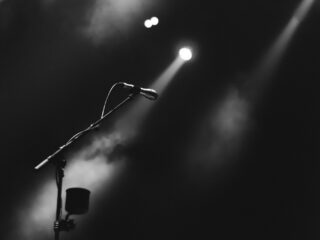 Herken jij deze Nederlandse hits zonder zang?