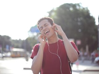 Kun jij de songteksten afmaken?