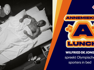 Wilfried de Jong spreekt Olympische sporters in bed