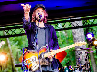 Quiz: Hoe goed ben jij thuis in Nederlandse Popmuziek?