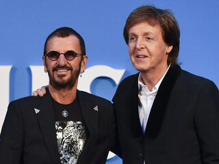 Cassettebandje met nummer Paul McCartney en Ringo Starr geveild