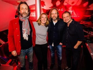 Voor in het plakboek: The Black Crowes op bezoek bij Rob Stenders