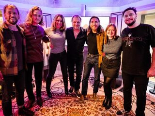 The Teskey Brothers live bij Stenders Platenbonanza