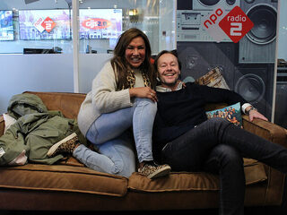 Patty Brard helpt tienermoeders in Vier Handen Op Een Buik