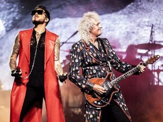 Luister naar het eerste album van Queen en Adam Lambert samen
